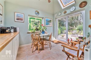 Sun Room- click for photo gallery